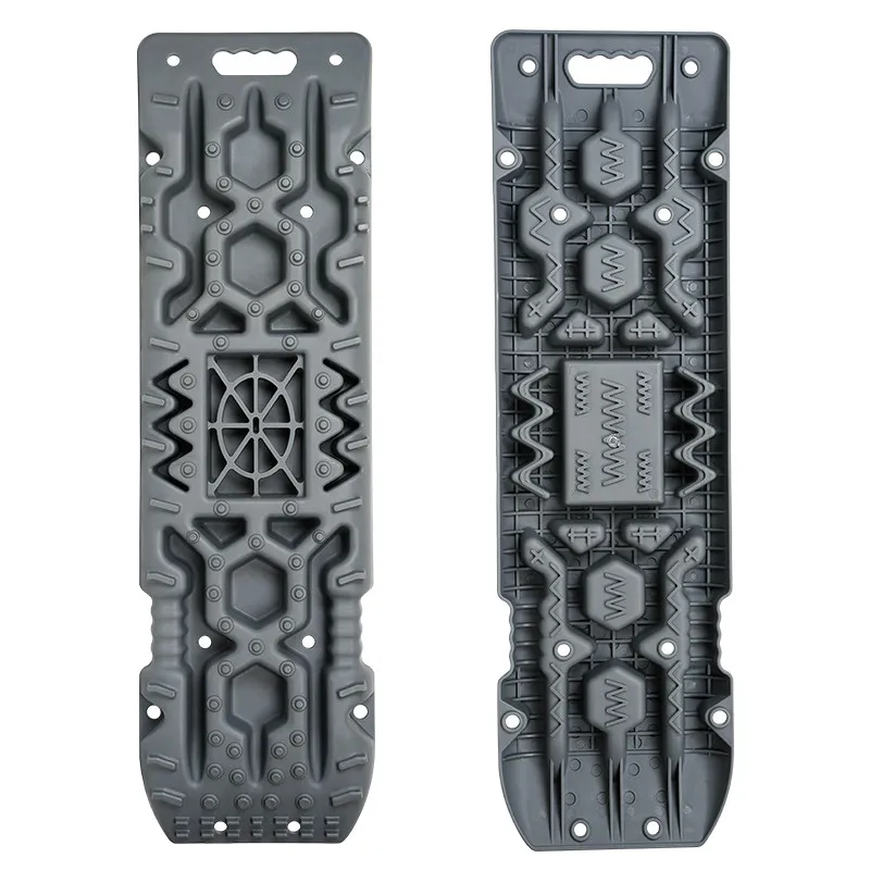 Car escape board off-road play sand swim sand board snow self-rescue anti-skid rescue artifact