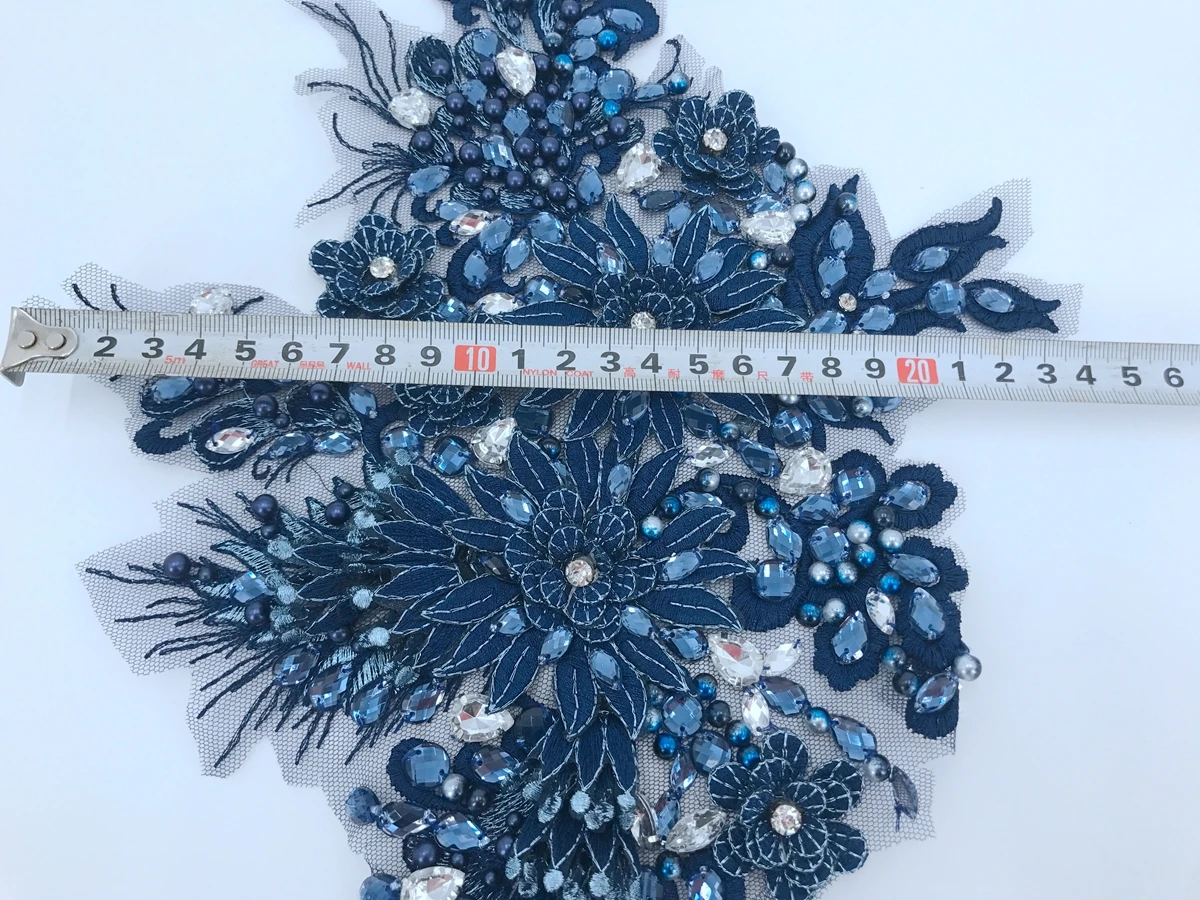 น้ําเงิน DIY Appliquéd ประดับด้วยลูกปัดเพชรตกแต่งเครื่องแต่งกายชุดผ้าหรูหรา Handmade 3D เลื่อม Rhinestone วัสดุ
