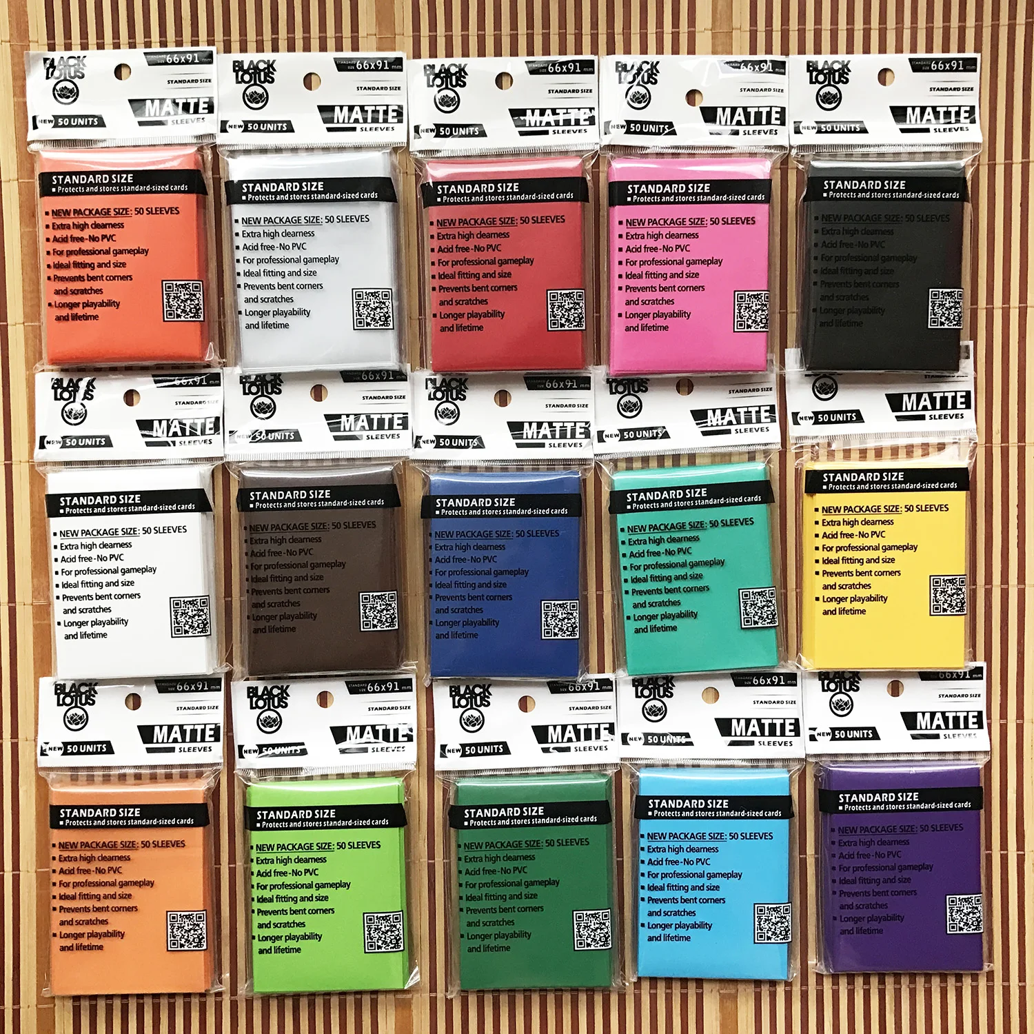 Fundas de protección para cartas de juego, Protector para cartas de color azul oscuro, mate, MGT, TCG, 66x91mm, 50 unidades por lote