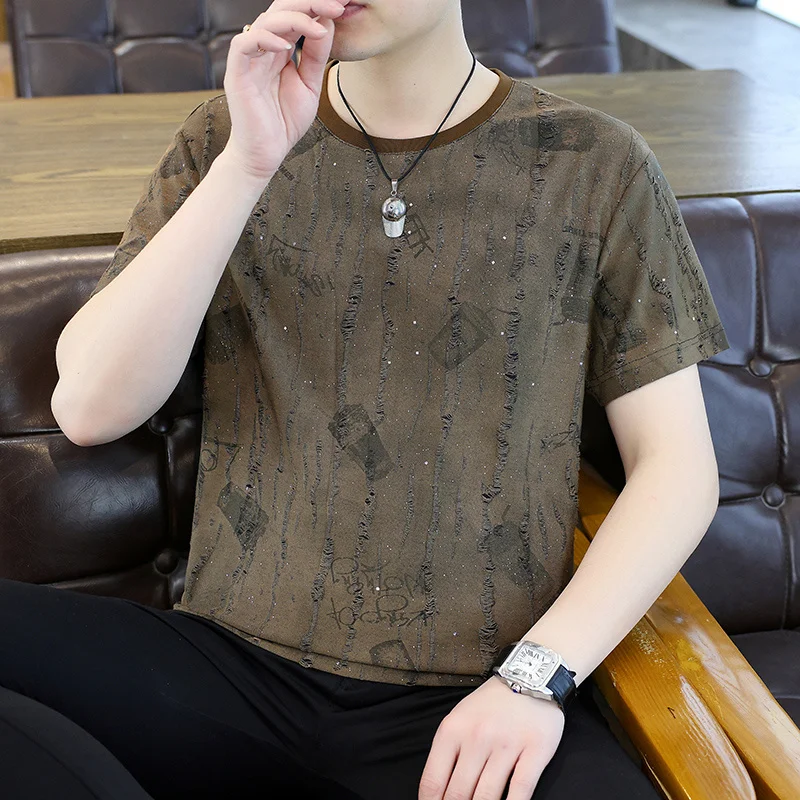 Fashion 2026 Summer New Short Sleeve Men's Tee Korean Style Round Neck Sequin Distressed Trendy Teen Boys Casual Top