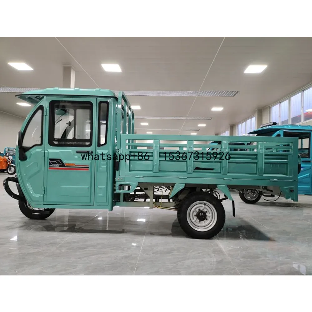 1500kg Lodaing Capacity Cargo Three Wheels Electric Tricycle With Driving Cabin 60v 1500w