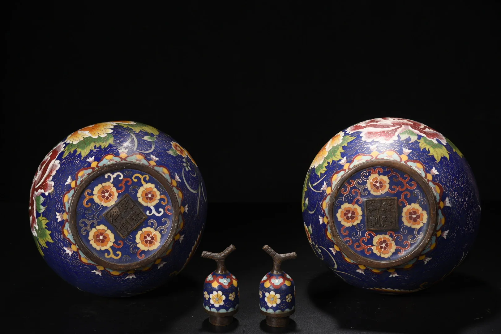 

17"Xizang Folk Collection Old Bronze Cloisonne Enamel Peony Flower Calabash Town house Gourd A Pair Amass wealth