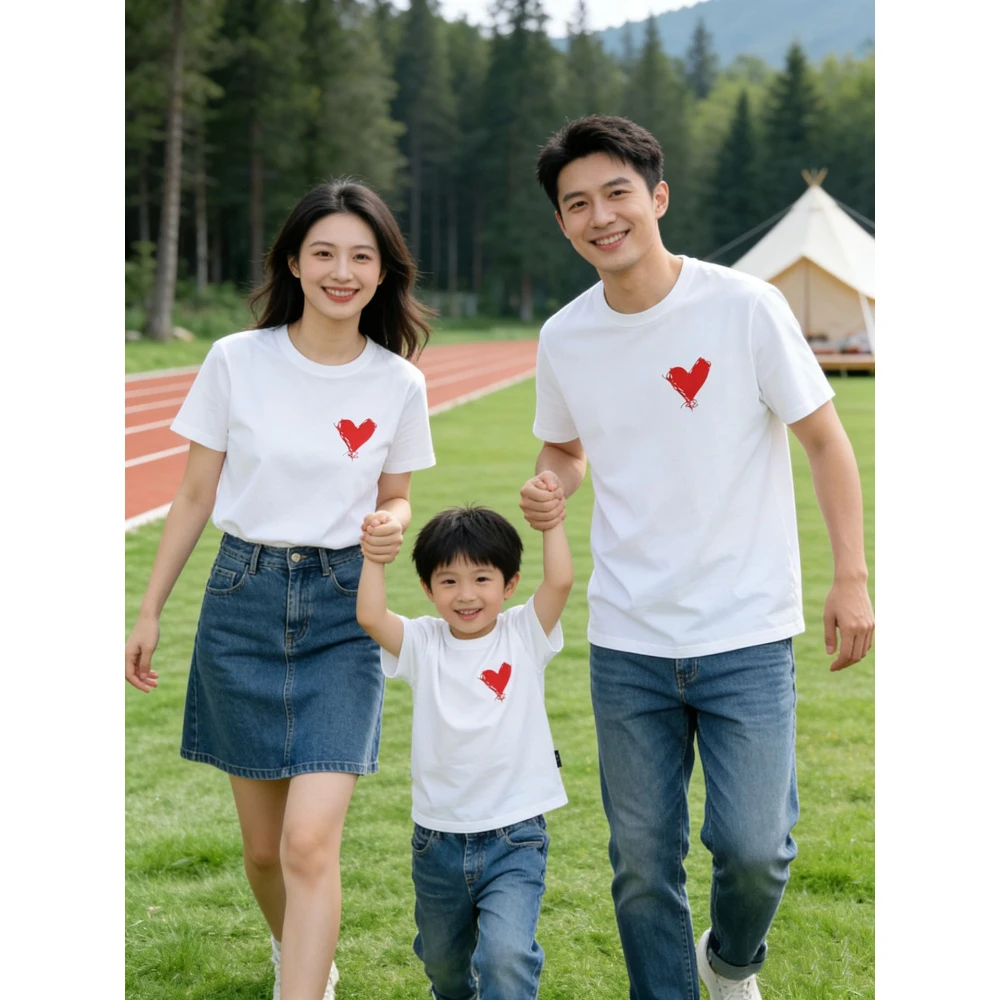 Parent-child Tee Shirts Summer Heart Family Matching Love T Shirts Short Sleeve Dad Mom and Daughter Son Clothes Baby Bodysuit