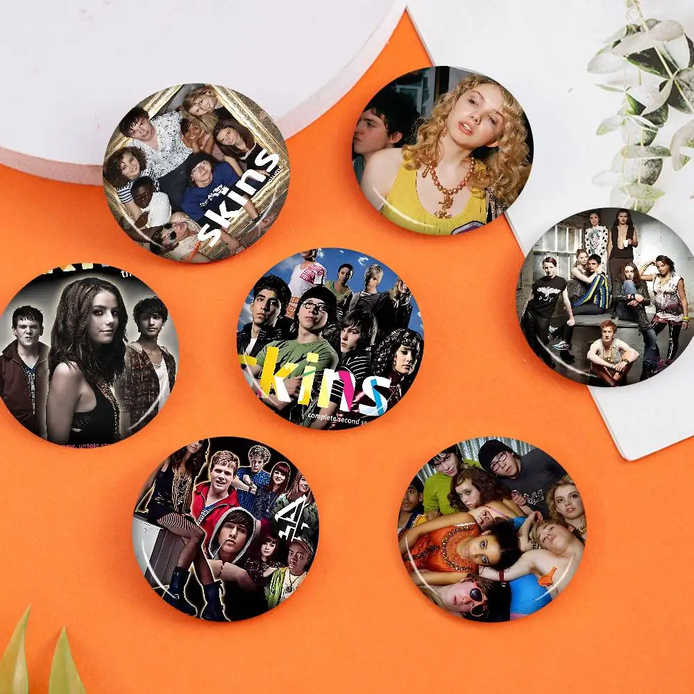 Teen TV Series Skins Generation Tinplate Soft Button Pin Brooch Metal Badge Custom Jewelry Accessories Hat Bag Lapel