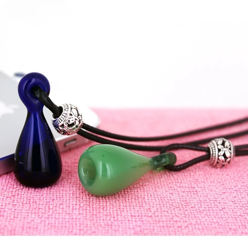 Fashion Ladies Fragrance Essential Oil Bottle Pendants Necklace DIY Glass Perfume Diffuser Lovers Party Jewelry Gifts