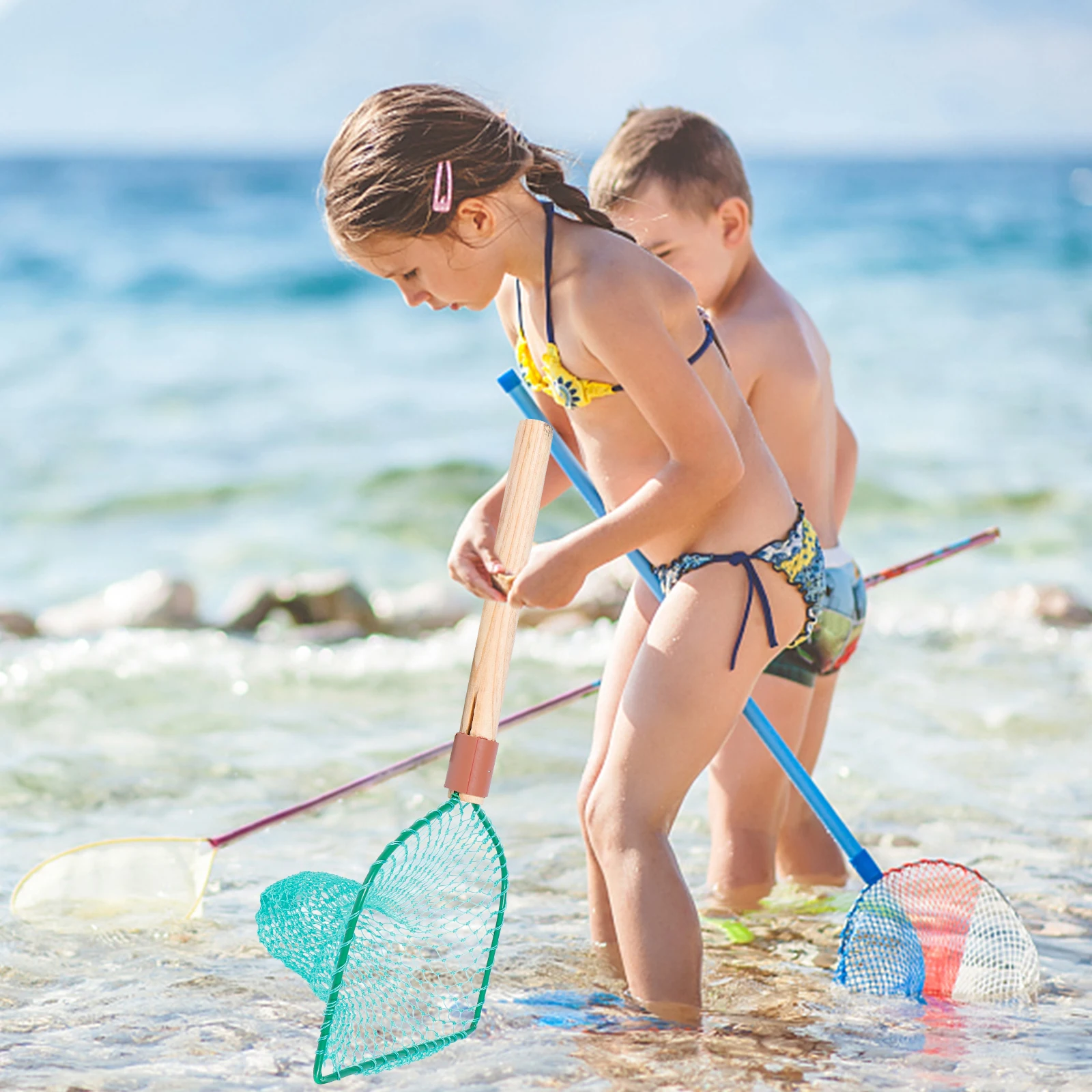 

Wooden Handle Fishing Net Durable Polyester Lightweight Foldable Camping Nets Portable Size Easy Storage Suitable for Lakes