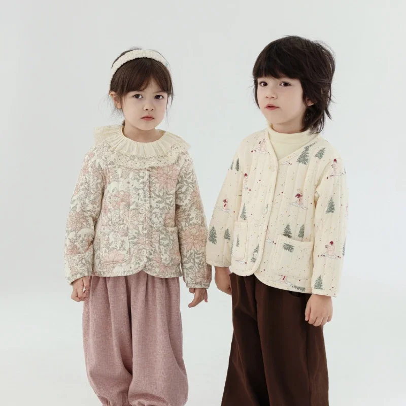 سترة مخملية للأطفال من عمر 2-6 سنوات معطف قطني حلو على الطراز الشمالي الجديد للأطفال للخريف والشتاء للأولاد والبنات سترة مبطنة مريحة ودافئة