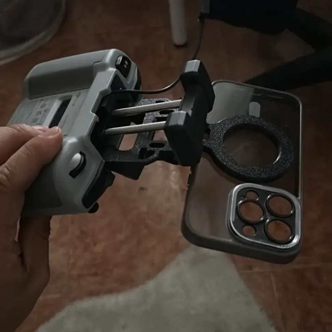 Faltbare MagSafe Magnetische Telefonhalterung für DJI RC-N1/RC-N2/RC-N3 Fernbedienung, Verstellbares Scharnier-Design Drohnen-Controller-Telefonhalterung – Detail 2