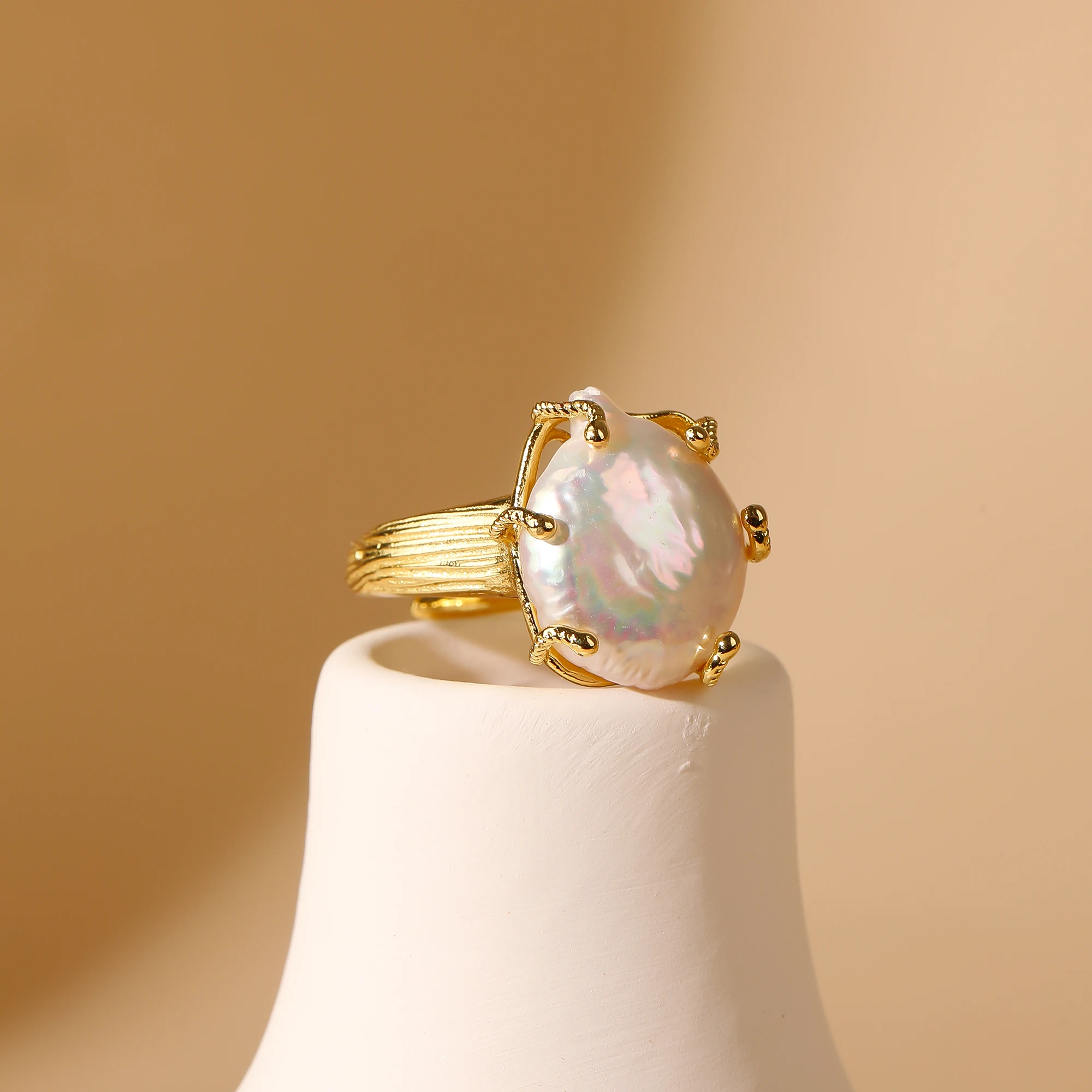 Romantic Style Women Freshwater Pearl Ring With 18K Real Gold Plated Delicate Irregular Setting Jewelry Finding