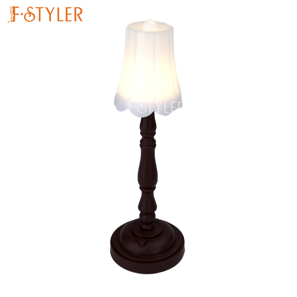 Fstyler Vintage Tisch lampe Puppenhaus Zubehör batterie betriebene dekorative Nachtlicht birne Möbel Ornamente Schreibtisch lampe