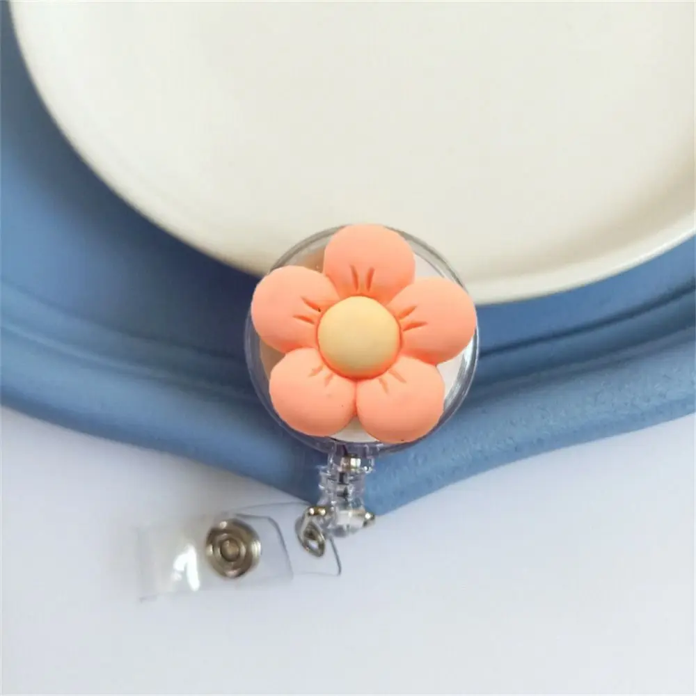 Cute Retractable Nurse Badge Reel Name Tag Chest Card Flower Badge Holder 3D Work Card Easy Pull Buckle Hospital Use