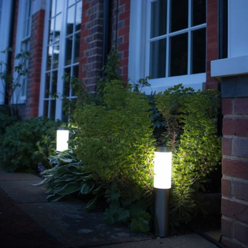 新しいソーラーガーデンライト屋外ガーデン景観ライト屋外フロアライト発光芝生ライト省エネ防水