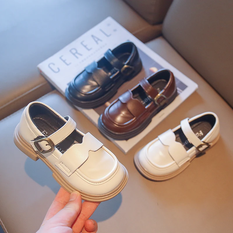 

Spring fashion girls leather shoes 2026 new children's performance shoes soft sole girl black single shoes