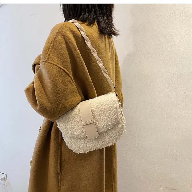 Winter Messenger Weave Strap Bag Plush Fur Bag Armpit Bag Shoulder Bag Crossbody Bags Women Handbag