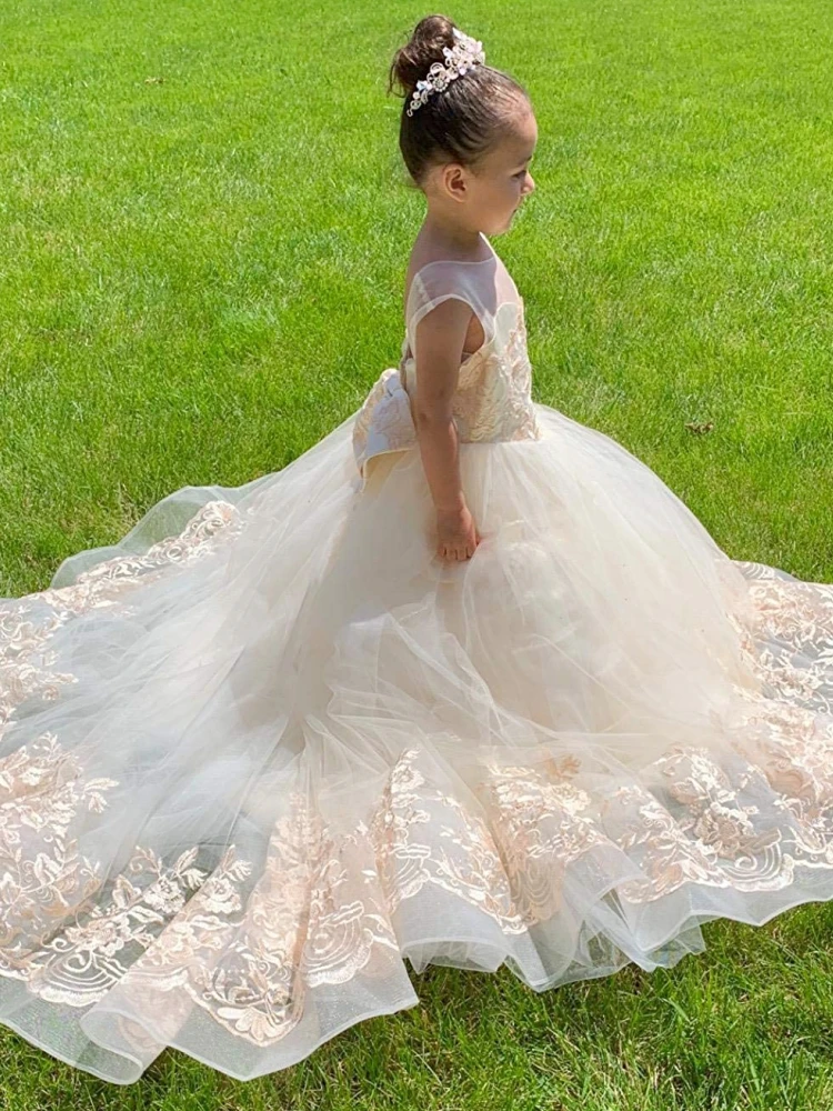 Vestidos de flor de champanhe, sem mangas, pescoço puro, vestido de baile Puffy para casamento, primeira comunhão, vestido pageant