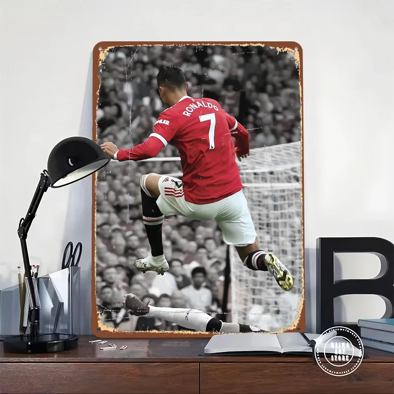 Messi Soccer Ronaldo Metal Poster Customized Wall Art Retro Vintage Tinplate Signs for Man Cave Garage Decoration Room Wand Deko