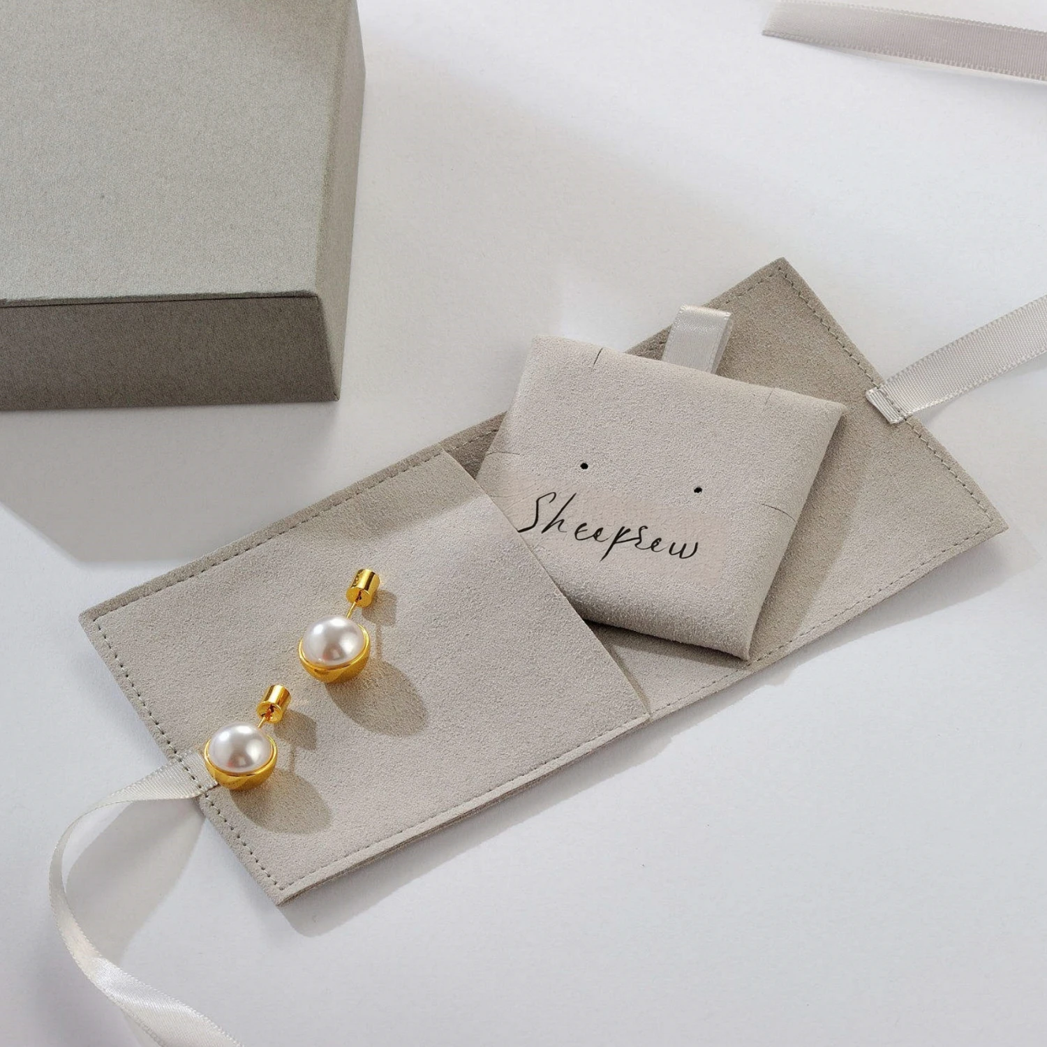 

50 комплектов, подарочные коробки для ювелирных изделий с новым узором, бумажный браслет на заказ, подарочная упаковка для ювелирных изделий, коробка со вставкой для полировки ткани