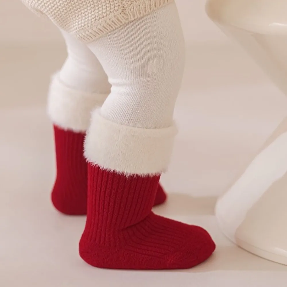 

Мягкие новогодние носки для младенцев, плюшевые средние теплые красные детские носки без костей, утолщенные бархатные носки в полоску для малышей