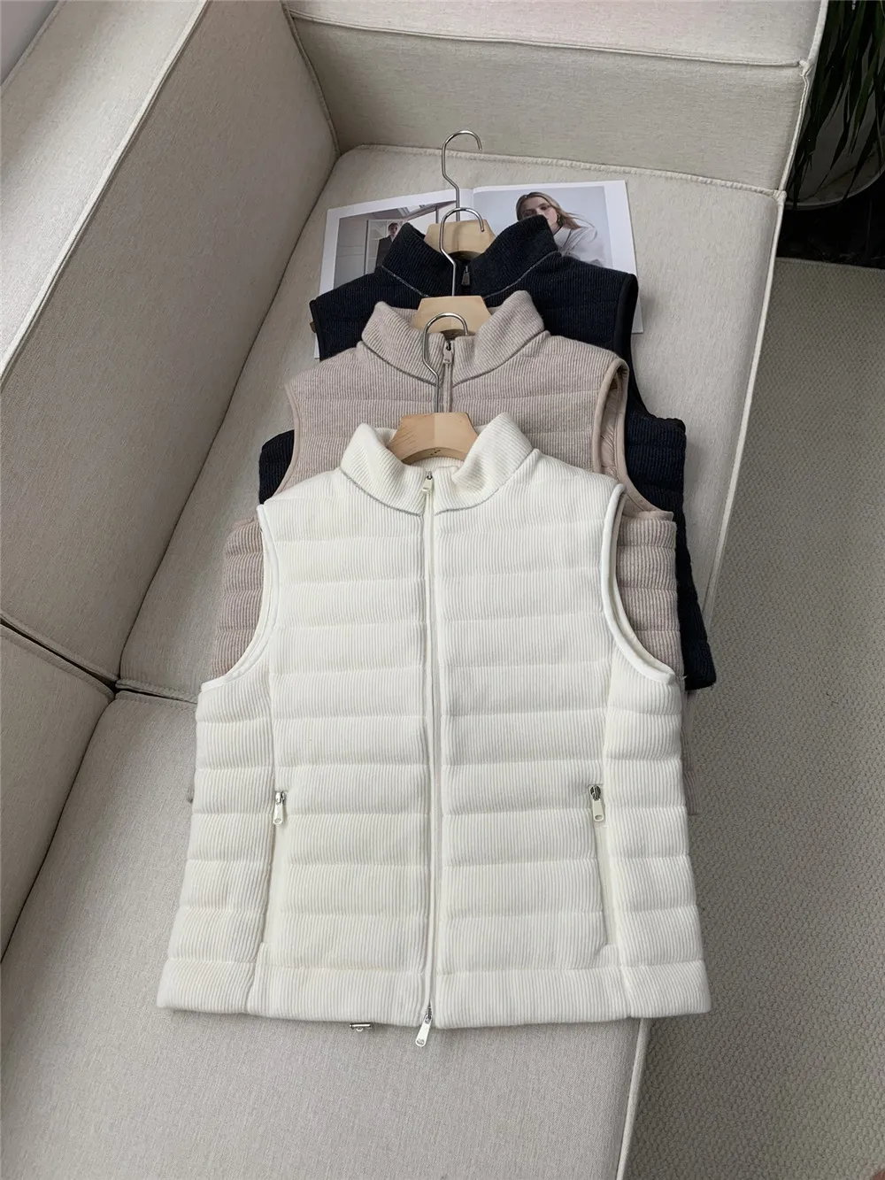 

Winter 2024 Sequined Goose Down Vest For Women Beaded Wool Knitted Sleeveless Waistcoat Warm Outerwear Coat