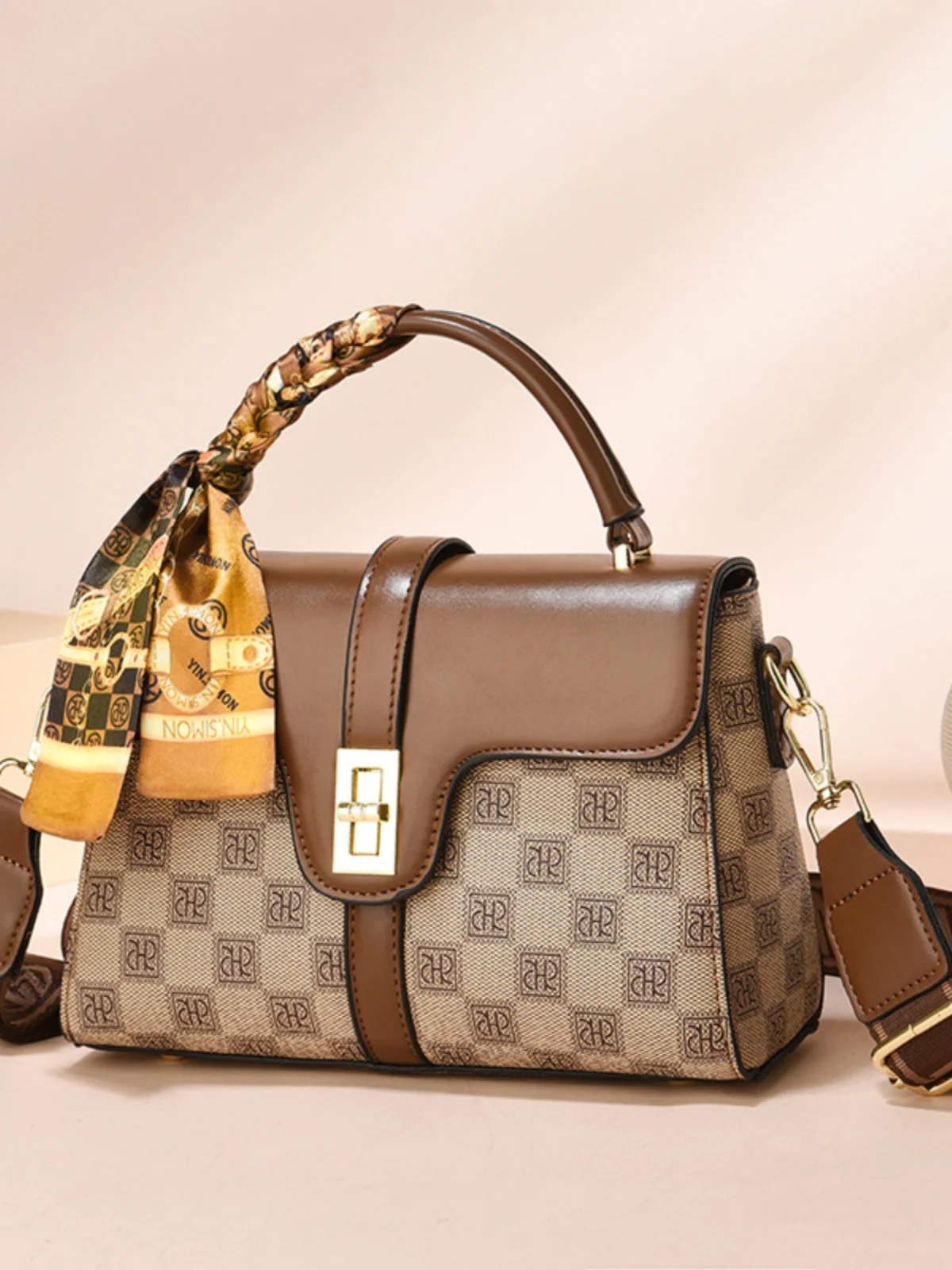 

Faionable пригородная женская сумка через плечо Color Blo, универсальная маленькая квадратная сумка на одно плечо, наклонная сумка Chavelra