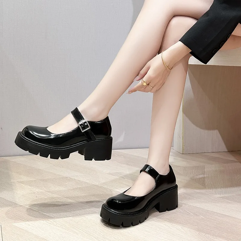 

Classic Women's Mary Jane Shoes Fashion Patent Leather Round Head Casual Shoes for Woman Exquisite Platform Shoe Designer Shoes