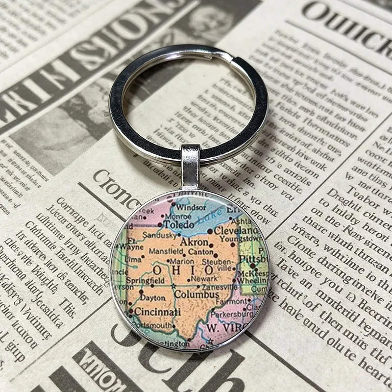 World Map Aircraft Travel Exploring Keychain Glass Dome Cabochon Round Key Ring Unisex Fashion Charm Gift For Men Women Traveler