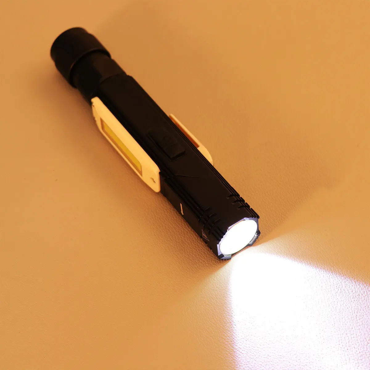 USB Rechargeable Tactical Work Light Cob LED 90 Degree Rotary Head Magnetic Tail 360 Adjustable Hidden Charging Port Handheld