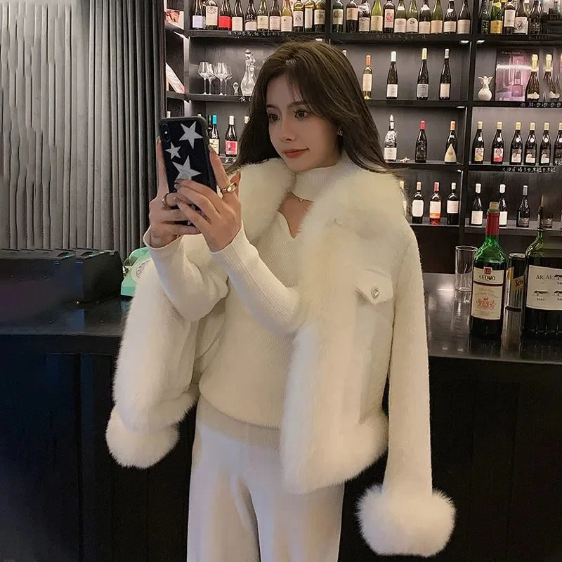 Sparkling Little Fragrant Fur Coat for Women 2025 Autumn/Winter New Collection Splicing Coarse Floral Hemp Imitation Fox Fur Top