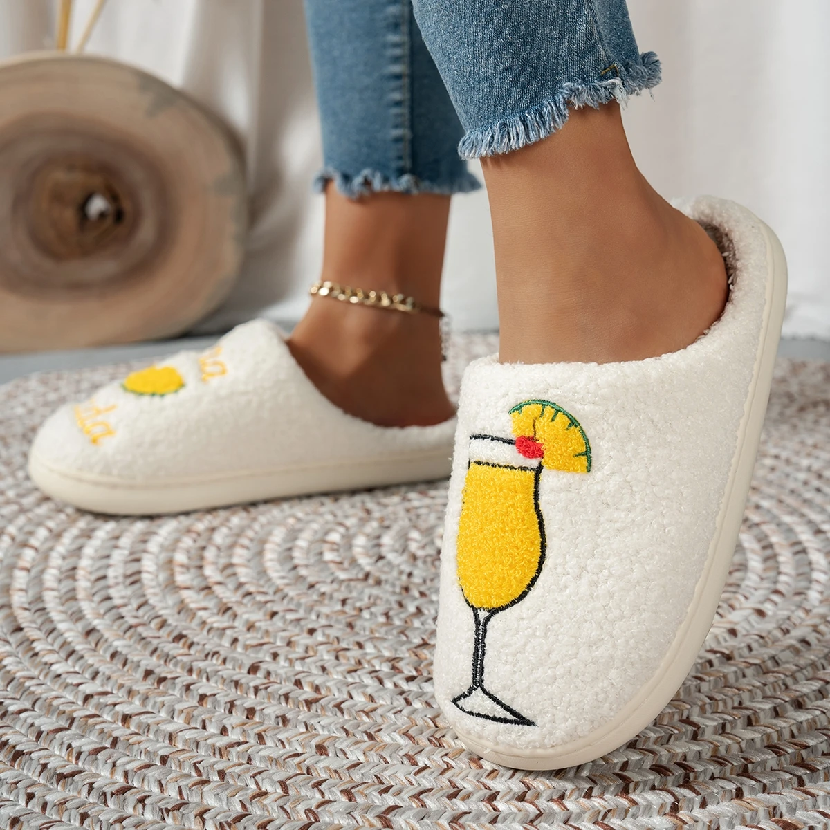 Pina Colada Embroidered Cup Pattern Women's Winter Slippers Warm Comfortable Indoor Anti Slip Leisure Home Plush Couple's Shoes image 2