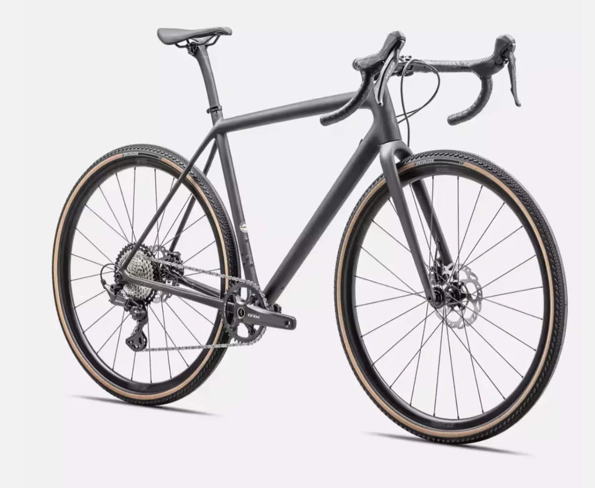 Crux Comp Gravel Bike mit 12-Gang GRX Schaltung, Robuste Scheibenbremsen, FACT 10r Carbon, 700x38 Reifen