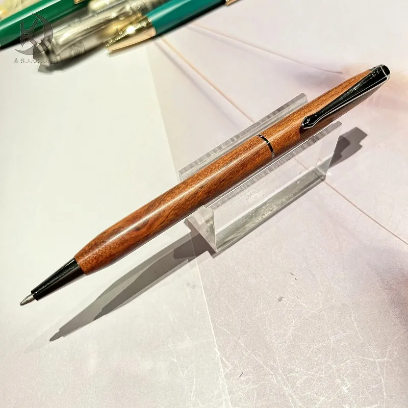 Schlanke, saure Holz-Kugelschreiber mit einziehbarer Spitze, schönes Geschenk für Geschäftsleute, Büroangestellte, Studenten, Lehrer, Hochzeiten, Weihnachten, mittlere Spitze (1 mm). – Detail 3