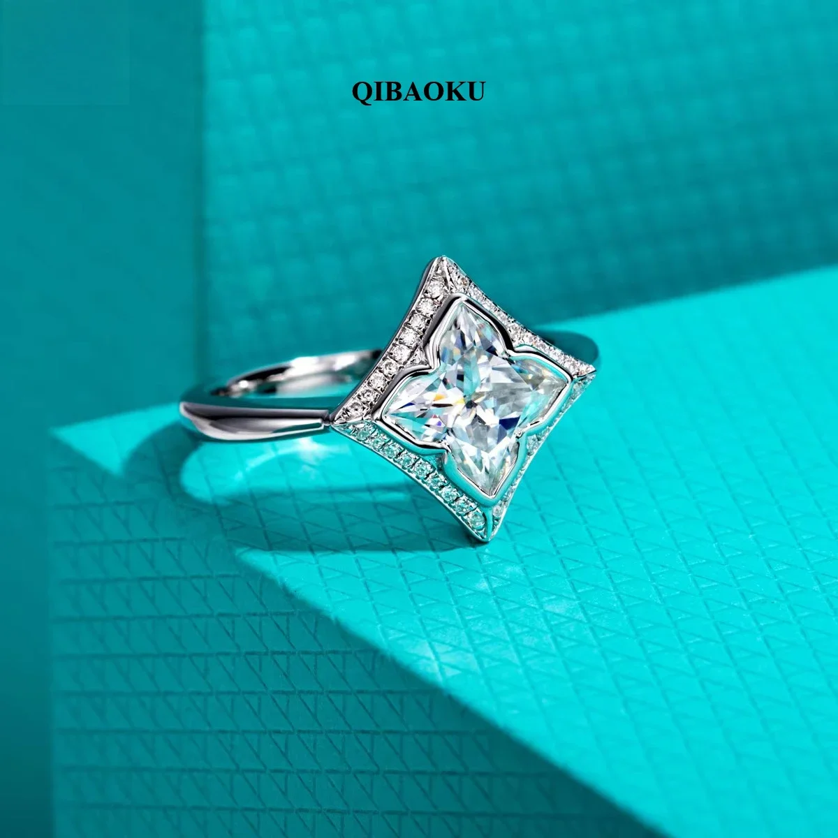 FCGJHW 2ct（7x7mm）Four-Leaf Clover Moissanite Engagement Ring S925 Sterling Silver Princess Shape Rings for Women Jewelry 2026