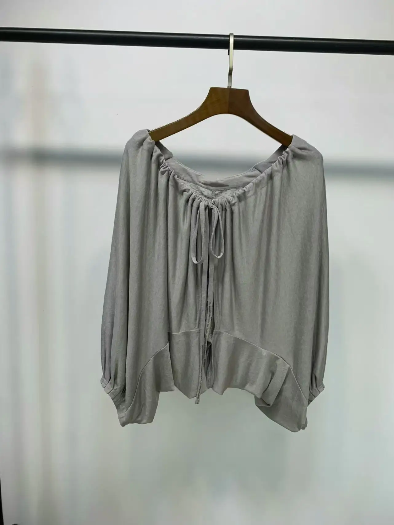 Short-sleeved drawstring sun-protective cardigan for women, light-weight, loose-fitting, as an outer layer for tops