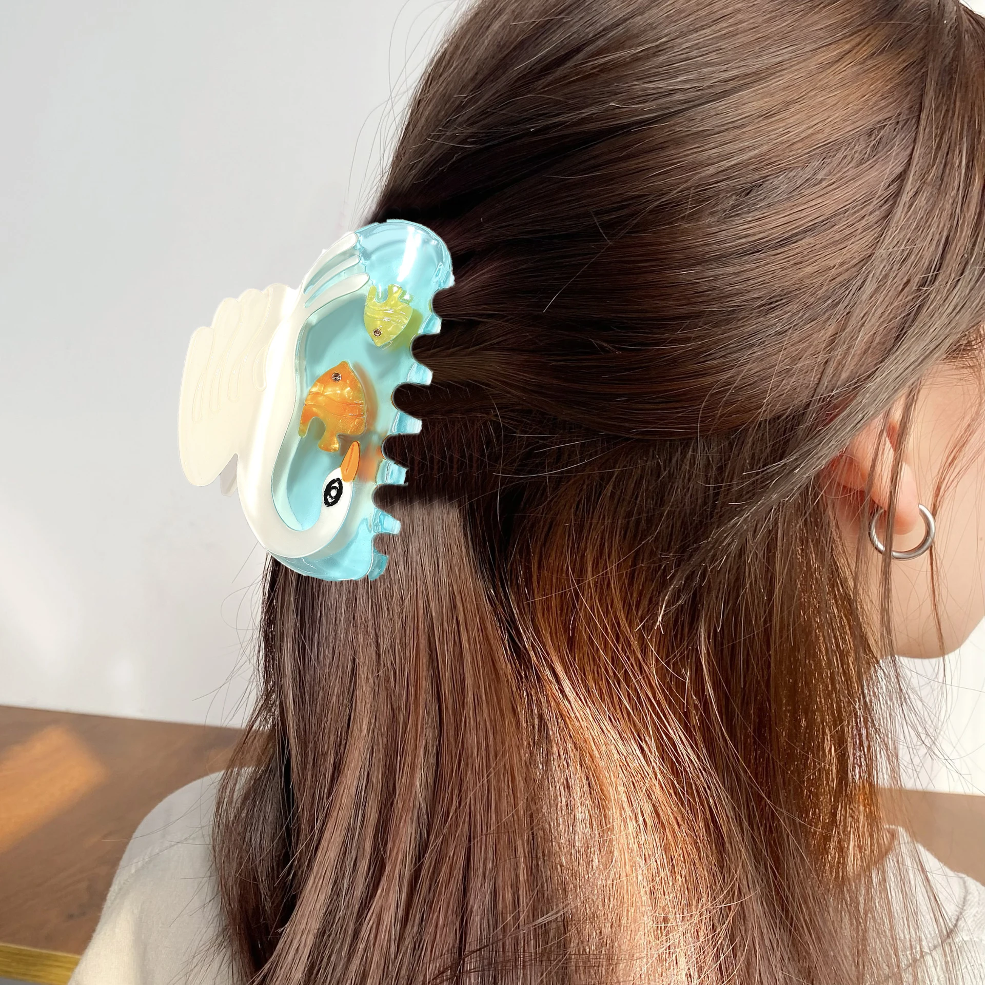 

Blue Transparent Swan Fish No Slip Ponytail Hair Clip Claw For Women New Creative Ocean Series Barrettes Hair Accessories Tool