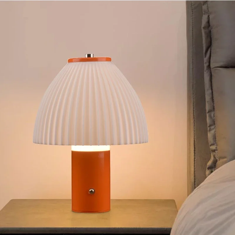 โคมไฟตั้งโต๊ะแบบชาร์จไฟได้ บรรยากาศทันสมัย ห้องนอน ห้องรับประทานอาหาร ไฟกลางคืน โคมไฟสำหรับตั้งแคมป์