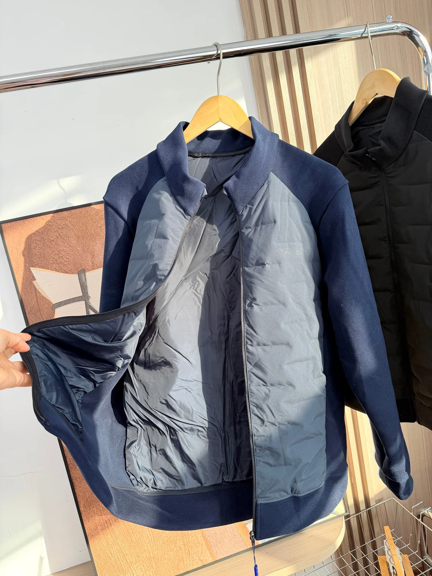 

Теплая мужская зимняя куртка-пуховик с воротником-стойкой, утепленная, стандартного кроя, для активного отдыха