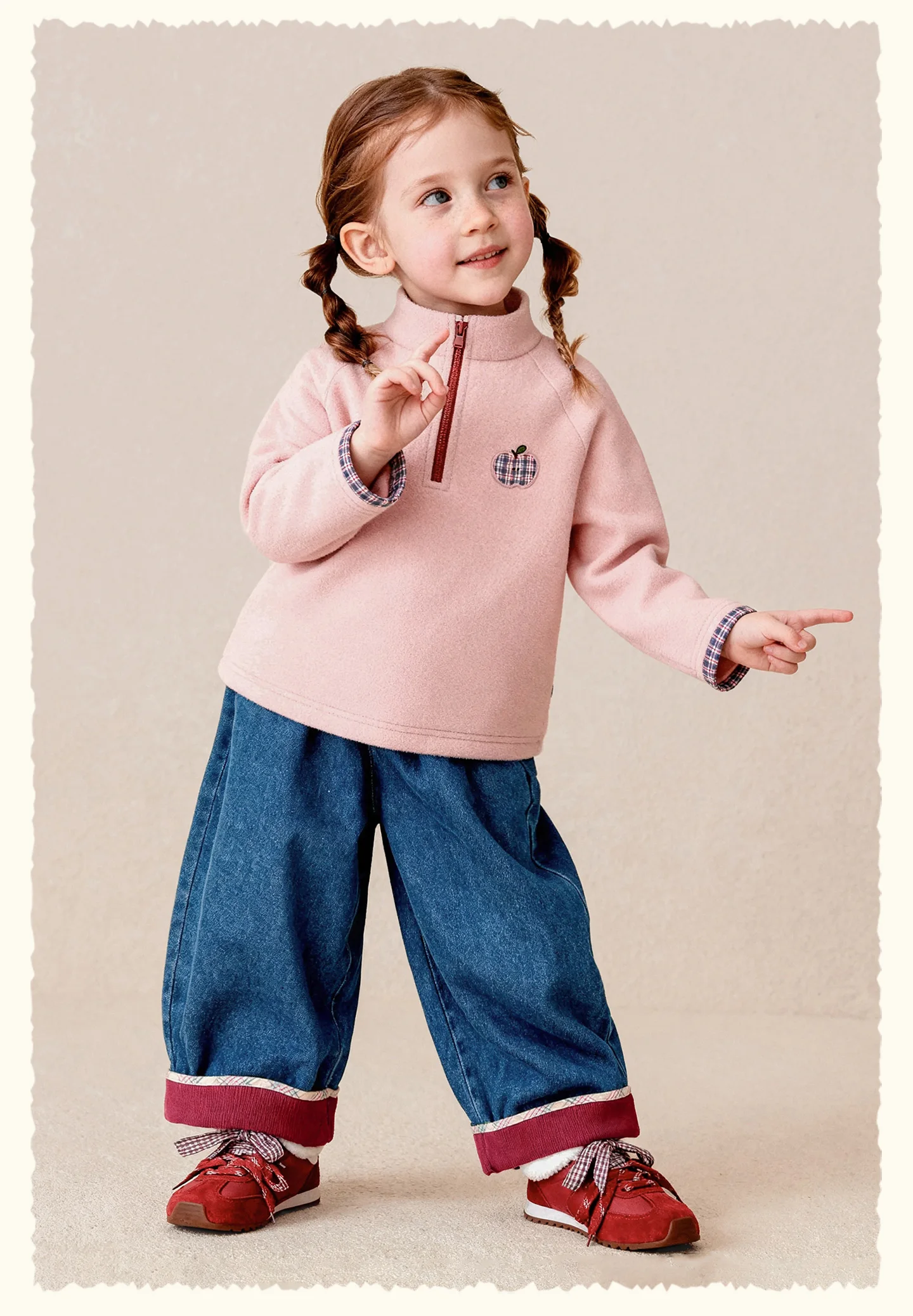 Amila 2026 Herbst Neue Kinder-Jeanshose mit Umschlagbündchen, Vintage-Waschung, gerolltem Saum, weitem Bein, weich, vielseitig für den Alltag – Detail 18