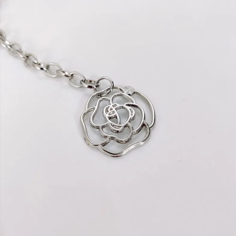 

Fashion Hollow Out Waist Chain Adjustable Rose Flower Flower Chain Belt Solid Color Metal Concho Belt Women