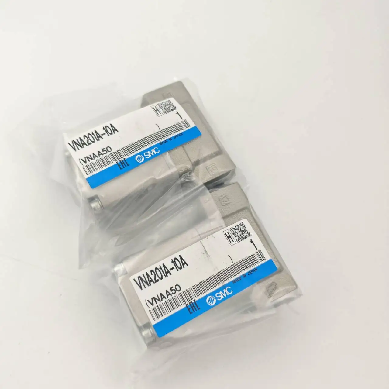 Valvola a 2 vie originale SMC per il controllo del circuito gas-liquido VNB104A/VNB103A-10A VNB112A VNB311A VNB411A Valvole di controllo pneumatiche