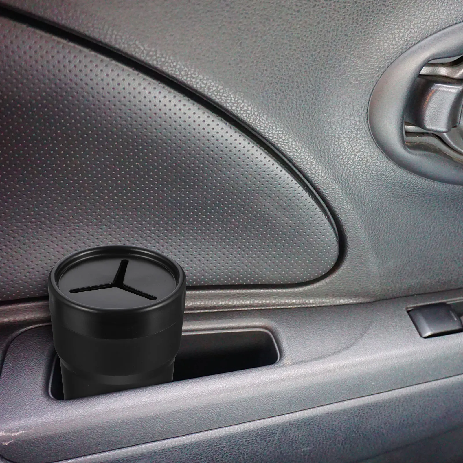 

2Pcs Leakproof Car Trash Can Lid Portable Mini Auto Garbage Holder Vehicle Bin for Cup Holder Console Storage Vehicle Trash Bin