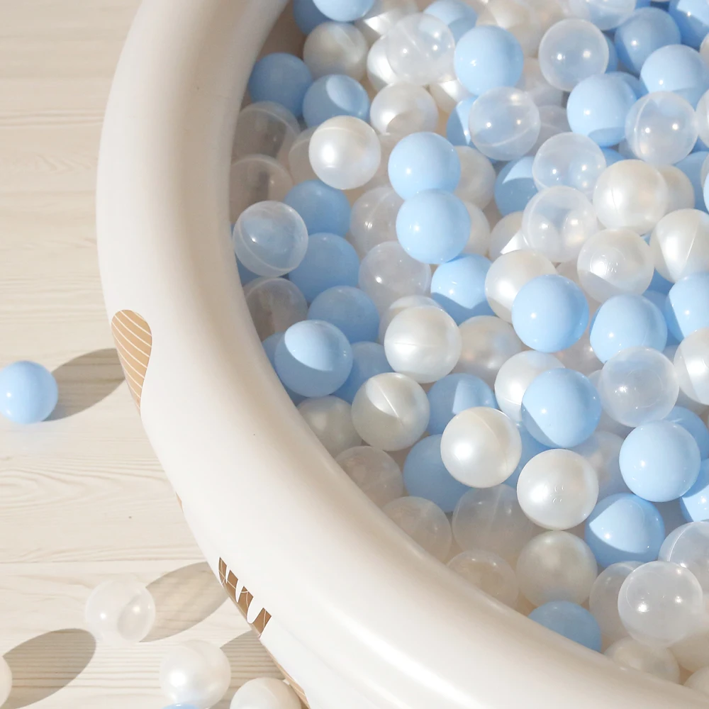 

5.5cm/2.16inch 100pcs Soft Plastic Ocean Balls with Mesh Bag 3 Colours for Kids Ball Pit and Pool Water Toys