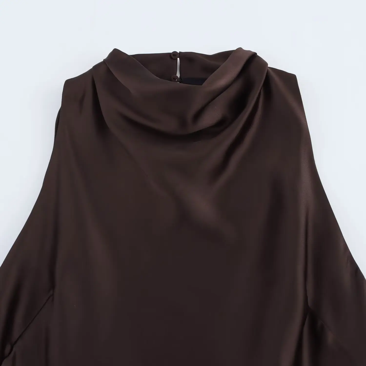 2025 RARA ربيع جديد ملابس نسائية كومة طوق بلا أكمام مع حزام نسيج الساتان فستان حريري مثير #3