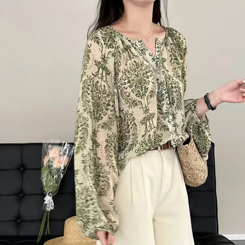 Blusa chiffon com estampa floral para mulheres, blusa com decote v, manga flare, camisa vintage, roupas de verão, 2021