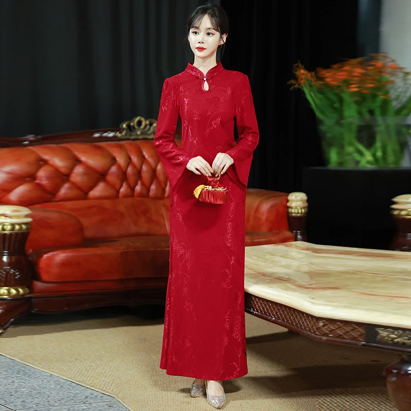 2026 New Chinese Style Qipao Improved Wedding Dress Fish Tail Engagement Return Home Suit for Bride Traditional Long Sleeve