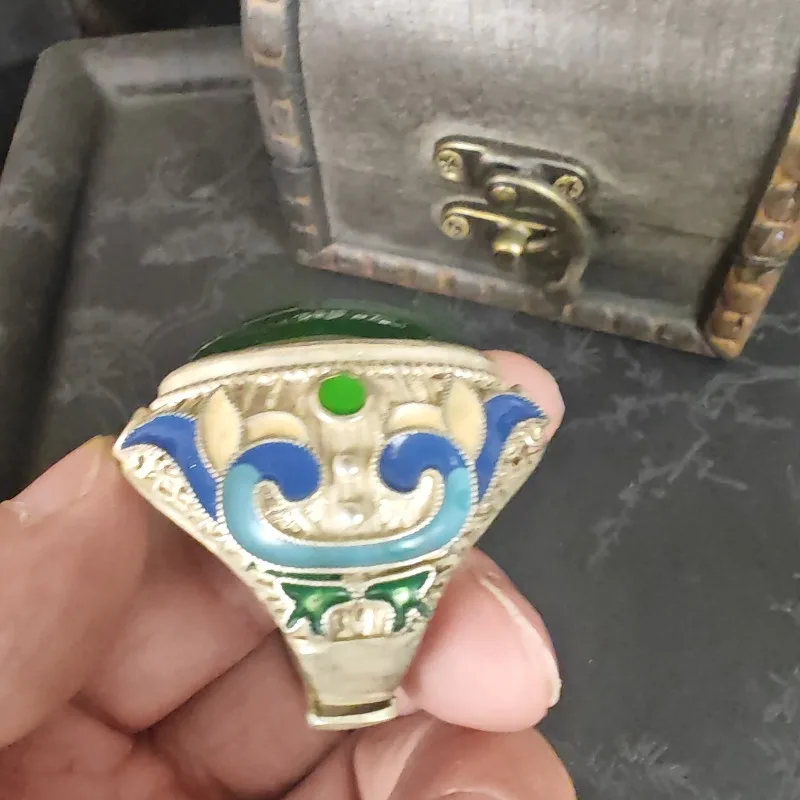Vintage Cloisonné-Emaille-Ring, Unisex, Blumenmuster, Metall, große Imitation von grünem Jade, auffälliger Fingerring, Schmuck für Männer und Frauen, Geschenk für Partys. – Detail 3