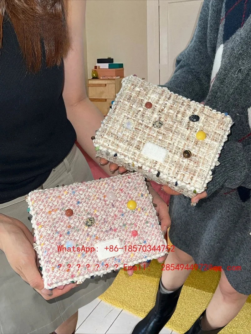 

Шкатулка для украшений Xiaoxiangfeng: для колец, браслетов, с отдельными отсеками, в стиле Heavy Industry Rough Flower.