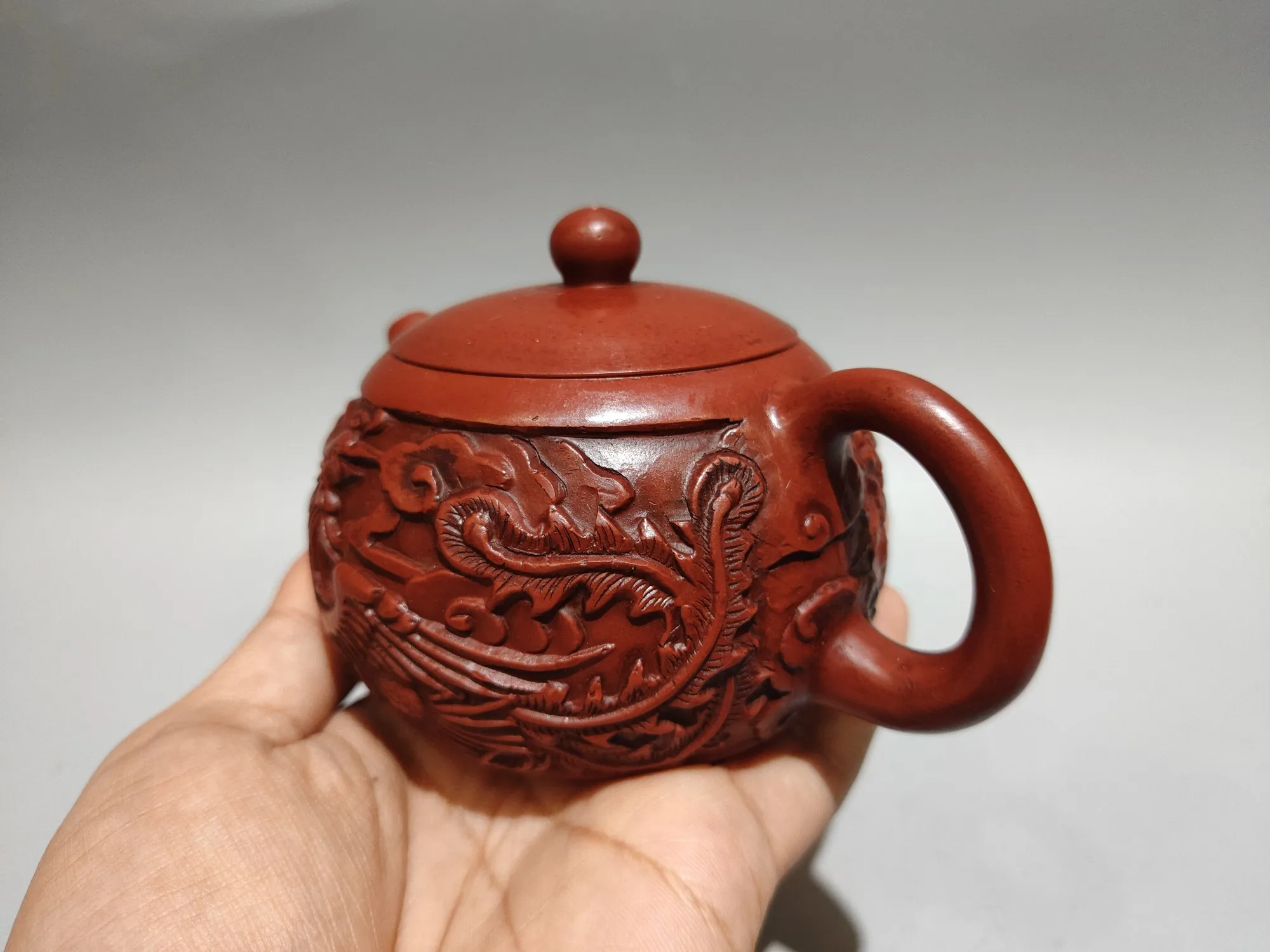 Purple teapot Yixing Purple Clay Teapot High relief sculpture Xiang Phoenix Pattern Pot Xishi Teapot kettle teapot Tea Charm