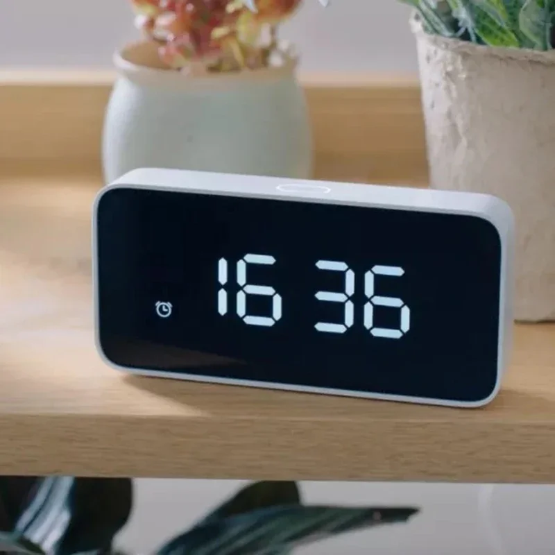 Xiaomi Mijia xiaoai นาฬิกาปลุกอัจฉริยะนาฬิกาออกอากาศด้วยเสียงนาฬิกา ABS ตั้งโต๊ะปรับเทียบเวลาอัตโนมัติโดยแอป Mi Home