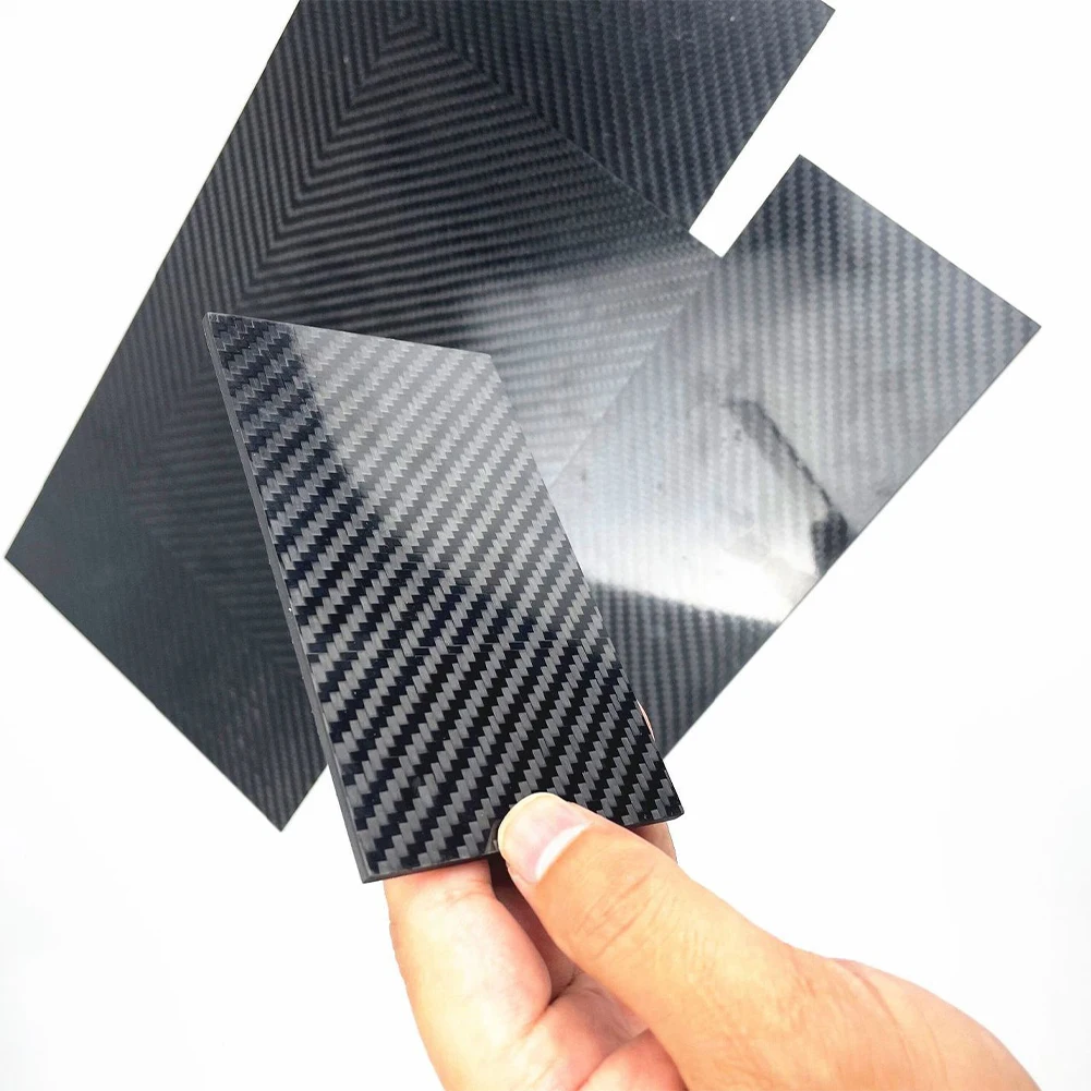 125mm X 75mm 3K Full Carbon Fiber Plate Panel Sheets 0.5mm 1mm 1.5mm 2mm 3mm Grubość Twill High Strength Carbon Board Panel