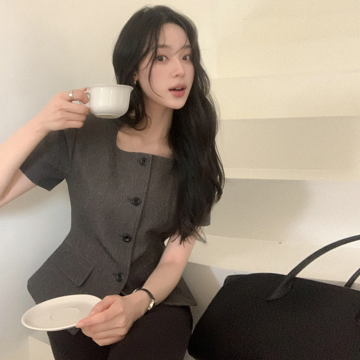 Retro Korean Style Elegant Short Sleeve Square Collar Slimming Waistcoat Commute Outerwear Polyester Fiber Ladies Fashion